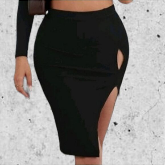 Black Cut Out Form Fitting Side Slit Skirt S(4) - Picture 1 of 6